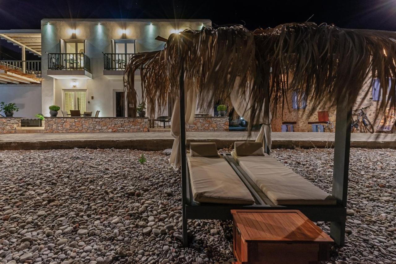 Uno Beachfront Suite Livadia  Exterior photo